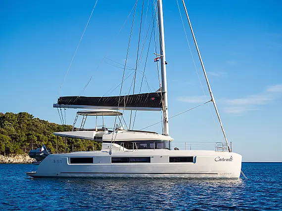 Lagoon 51