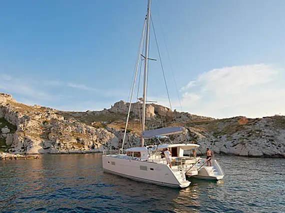 Lagoon 400 S2 (4 cab.)