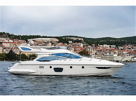 Azimut 47 Fly