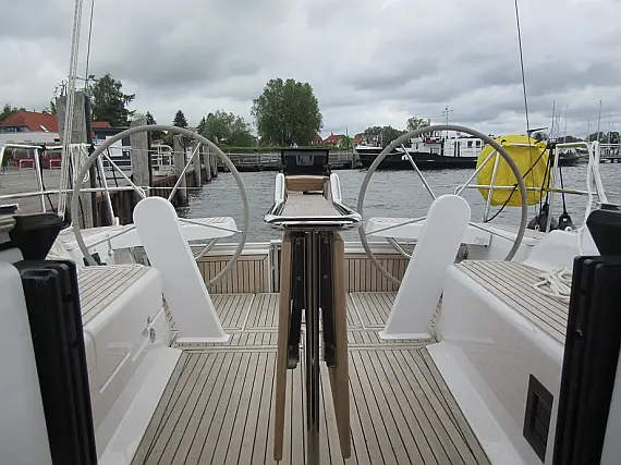 Hanse 388