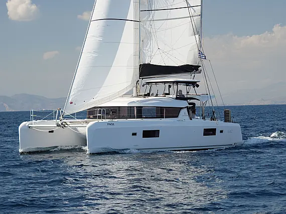 Lagoon 42