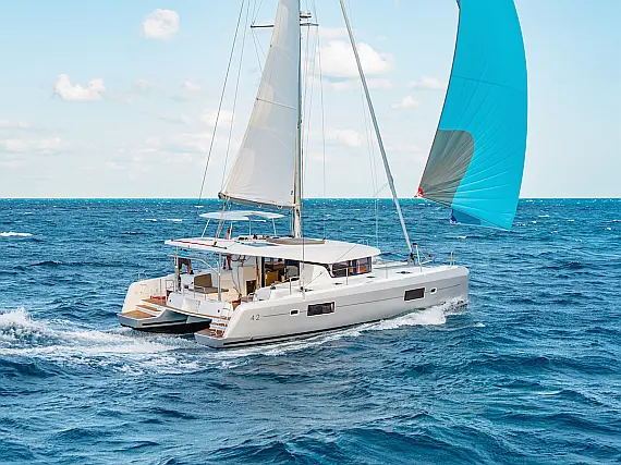 Lagoon 42 - 6 cab version