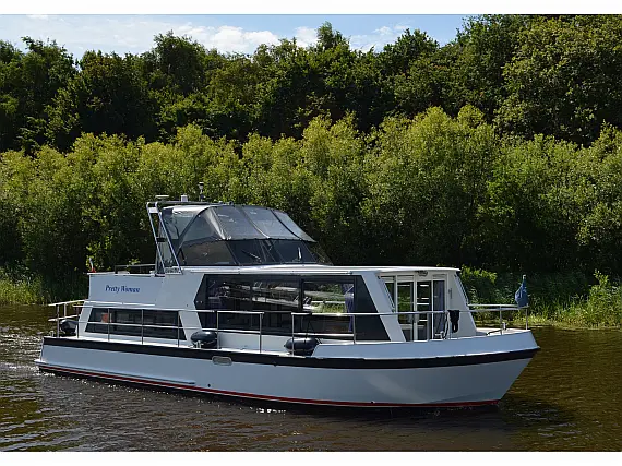 Safari Houseboat 1050