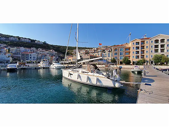Sun Odyssey 349